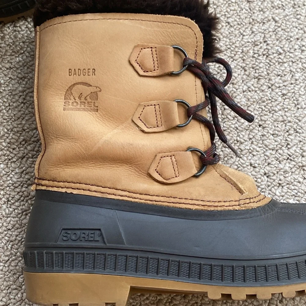 Sorrel‎ Badger Winter Boots Men's size 6/ Women's size 8.